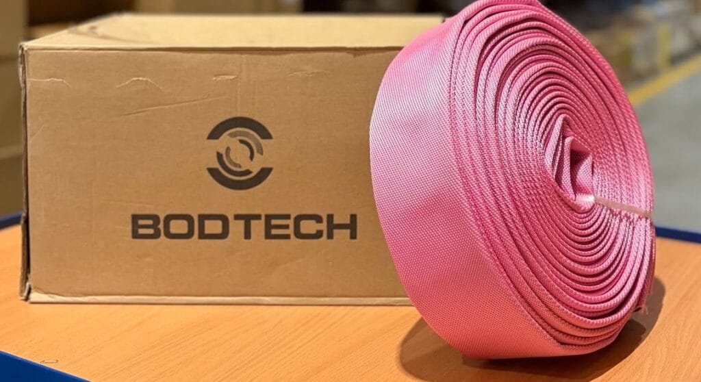 Wąż tłoczny W-52-20-ŁA PCV RÓŻOWY CNBOP BODTECH